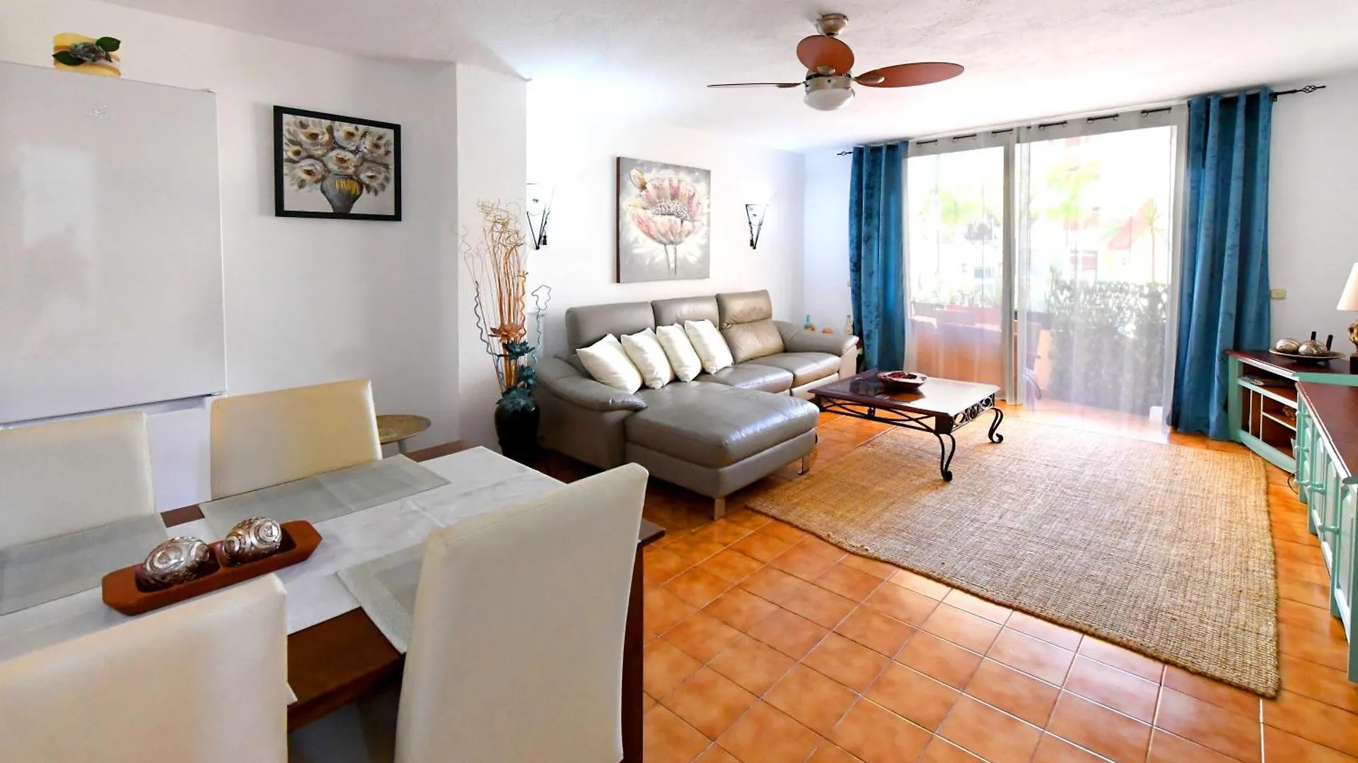 Excelent Location 5 Min To The Beach Costa Adeje  España